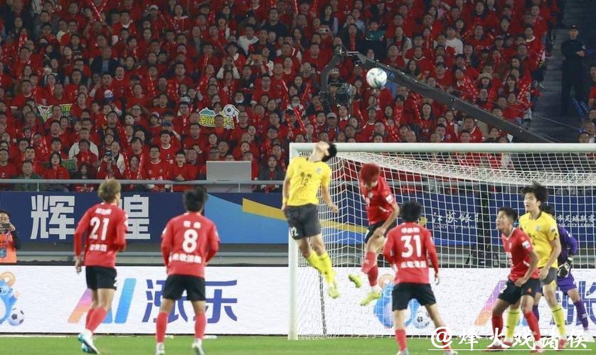 今日世界杯精彩现场直播 今日世界杯精彩现场直播